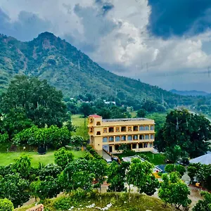 Udai Valley Resort- Top Rated In With Mountain View Hotel Udaipur