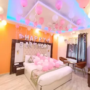 Pearl Crown Bed & Breakfast New Delhi